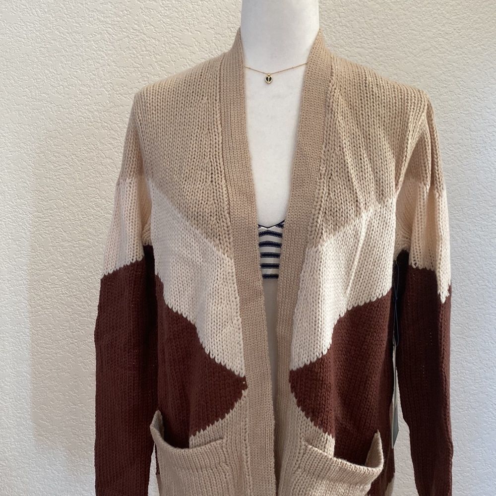 ❤️woman’s sweater 🌸 - Picture 4 of 6